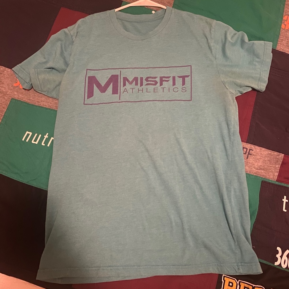 MisFit Athletics retro shirt